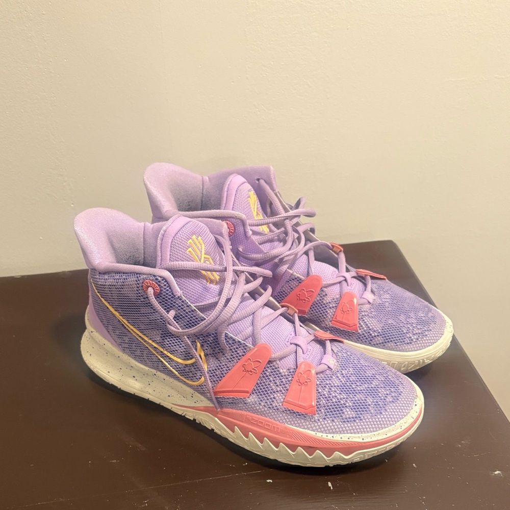 Nike Kyrie 7 “Daughters” Azurie Lilac Melon Tint Men’s Shoes